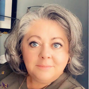 Meet your Posher, Vicky